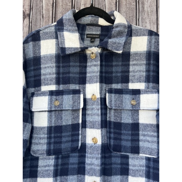 Banana Republic Women's Blue Plaid‎ Flannel Button Front Shacket  Size XS - Picture 2 of 10